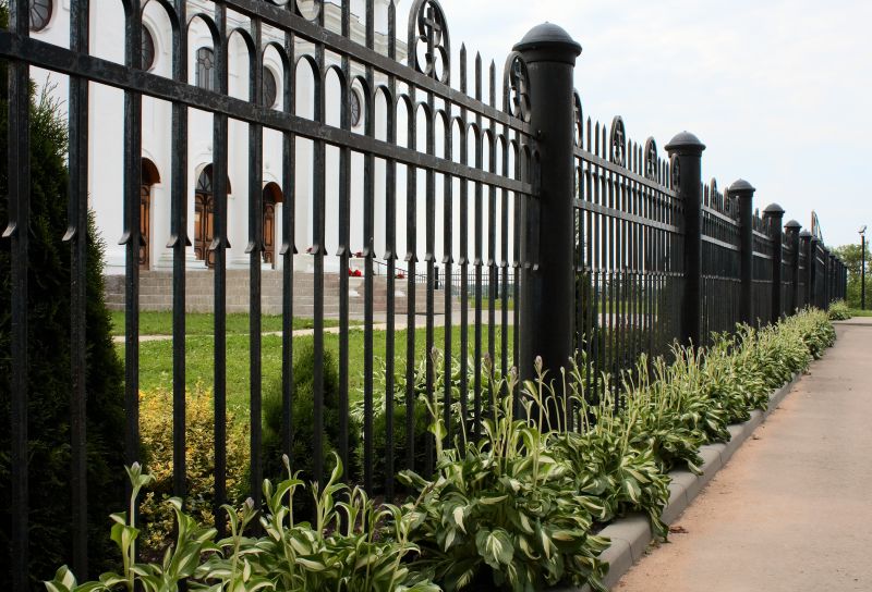 Enhance Security with Fence Repair!