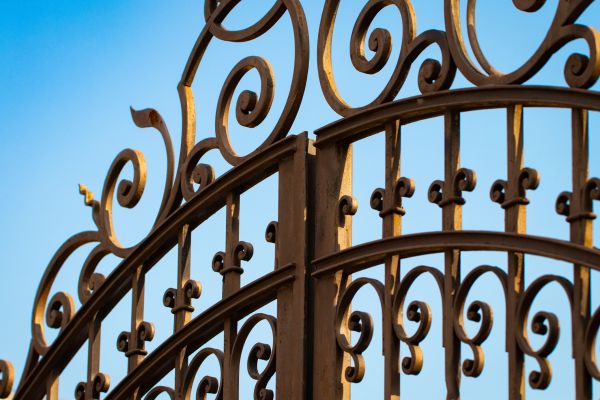 Iron Gate Contractor Service - Iron Gate Contractor Service Chicago, Illinois