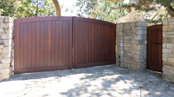 Fence Gate Construction