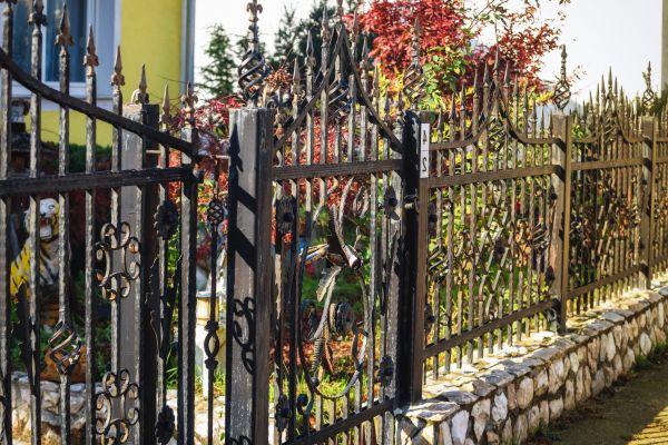 Industrial Steel Fence Service