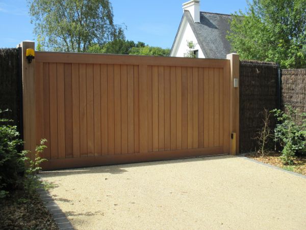 Wooden Entrance Gate Install