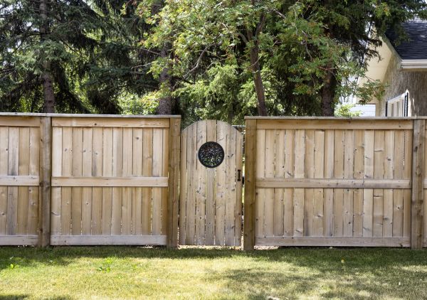 Wooden Fence Gate Installation - Wooden Fence Gate Installation Columbus, Ohio
