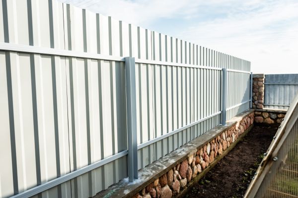 Home Metal Fence Installation