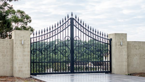 Decorative Iron Gate Service