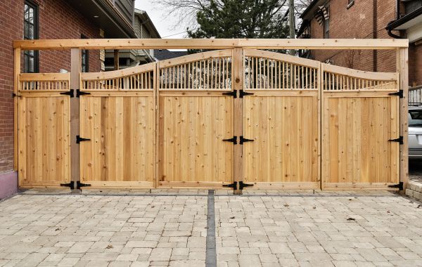 Privacy Gate Installation