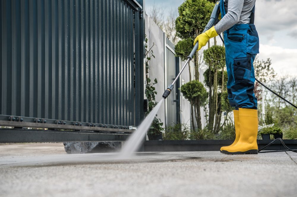 Fence Powerwashing